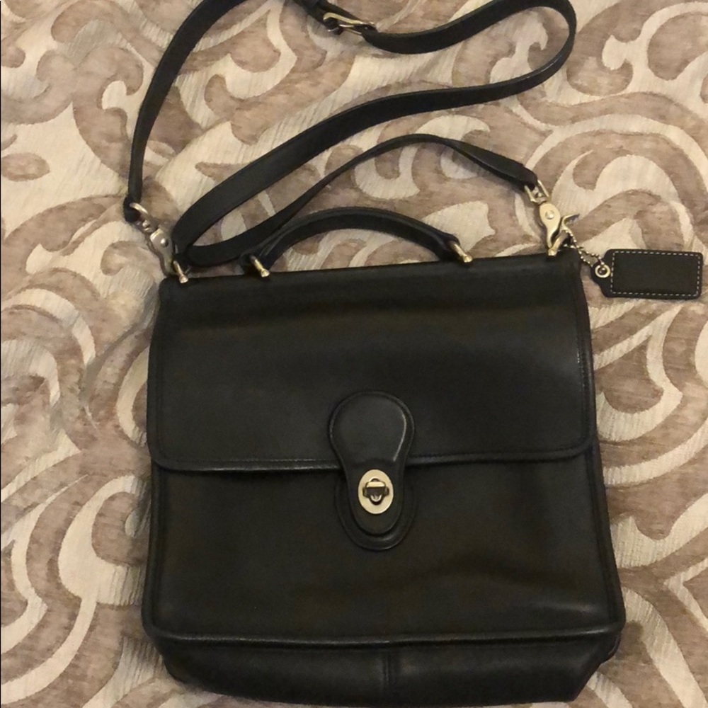 Black Coach Willis - Authentic Vintage!